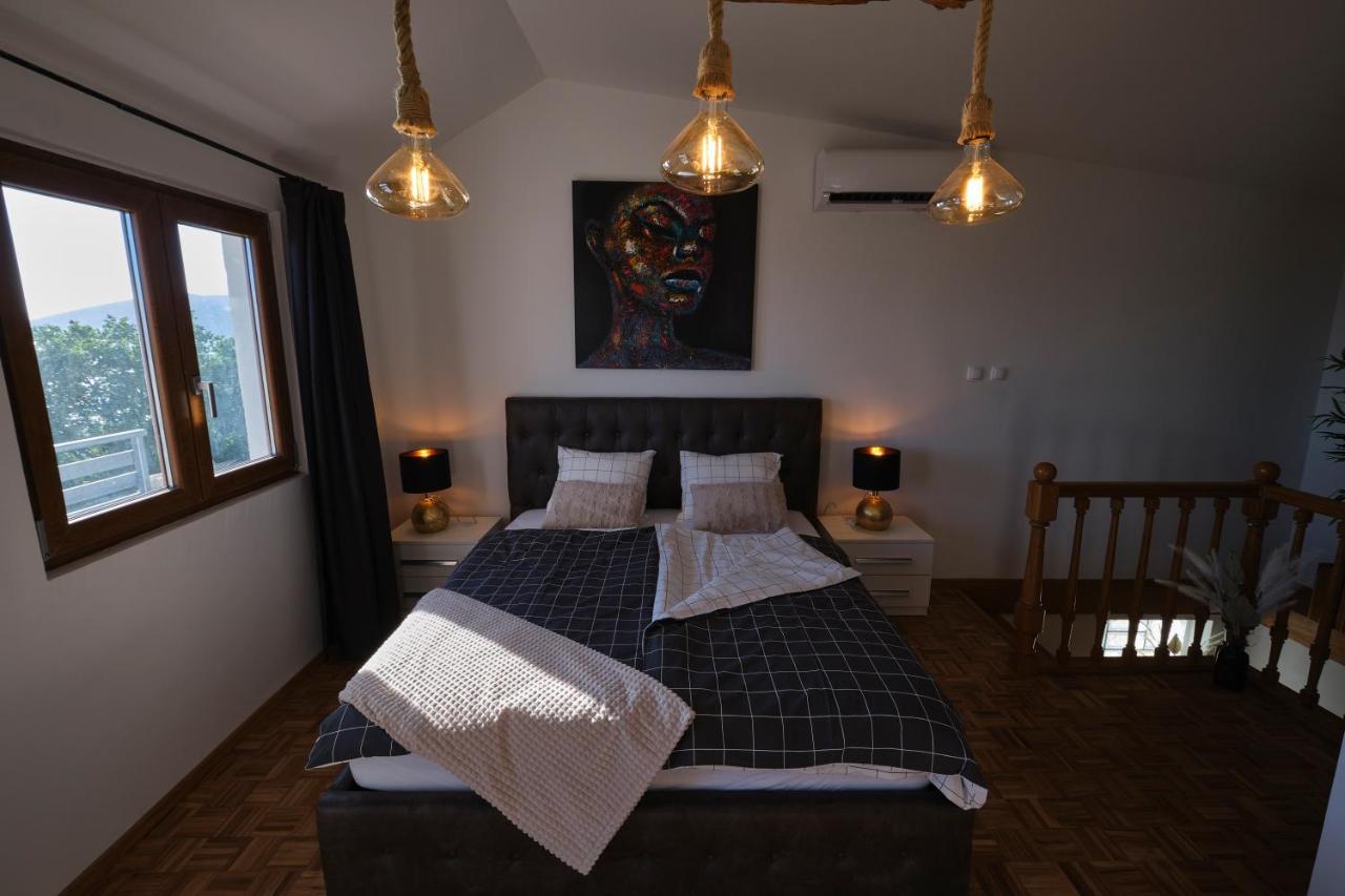 Villa Kuca Za Odmor Baya Stara Baška Esterno foto