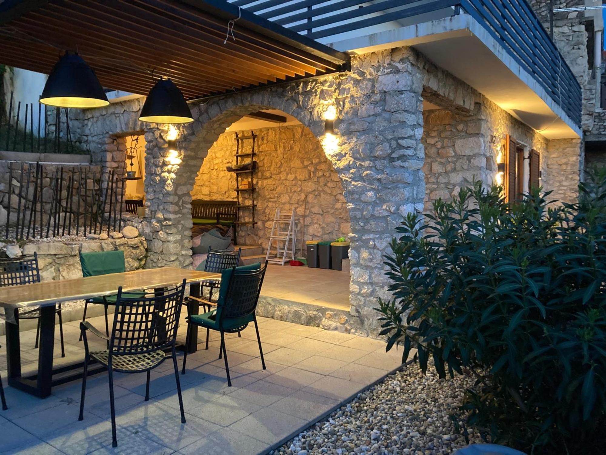 Villa Kuca Za Odmor Baya Stara Baška Esterno foto